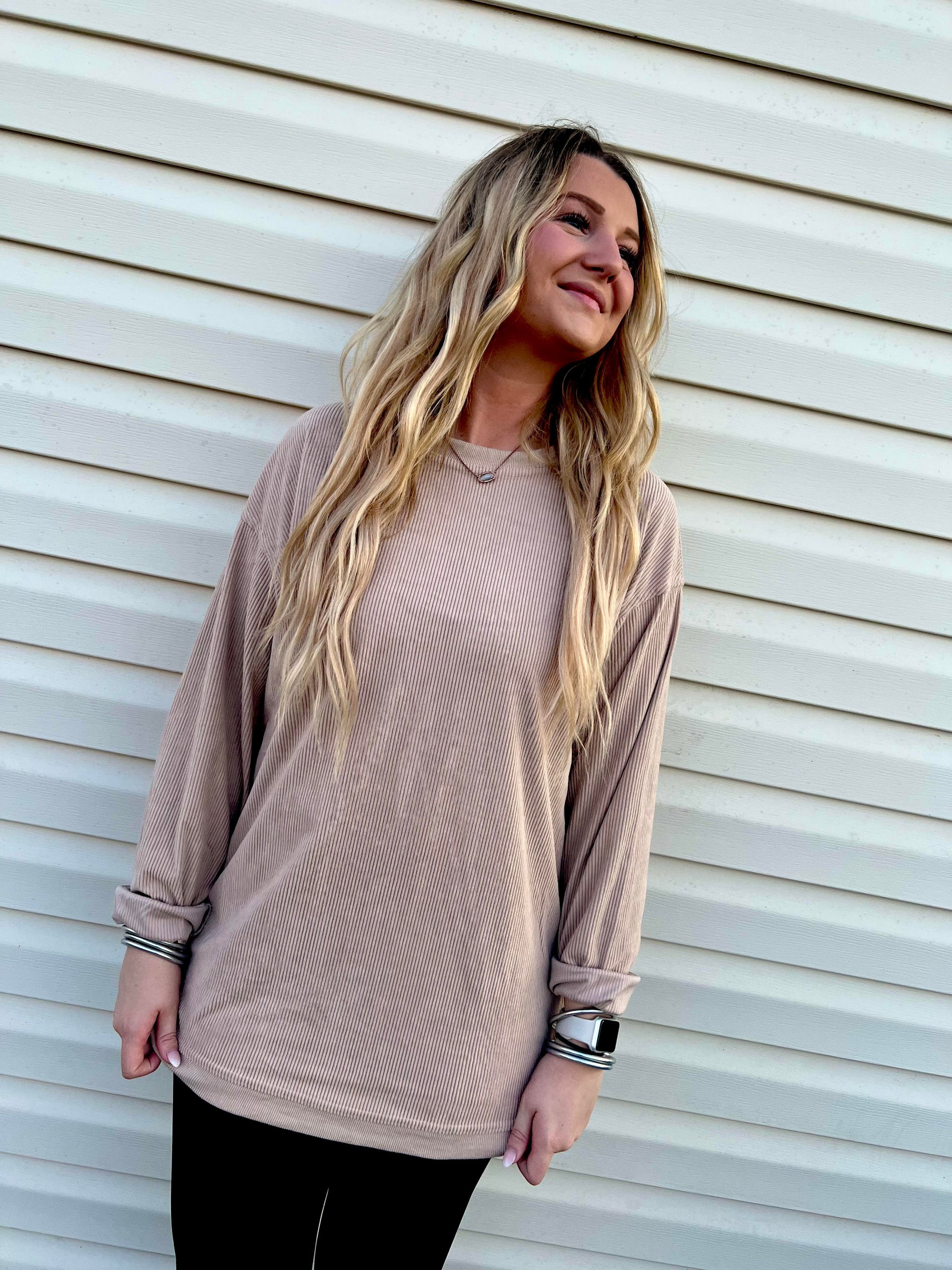 Long Sleeve Ribbed Corded Oversized Sweatshirt – In The Ivory Boutique - Main Image